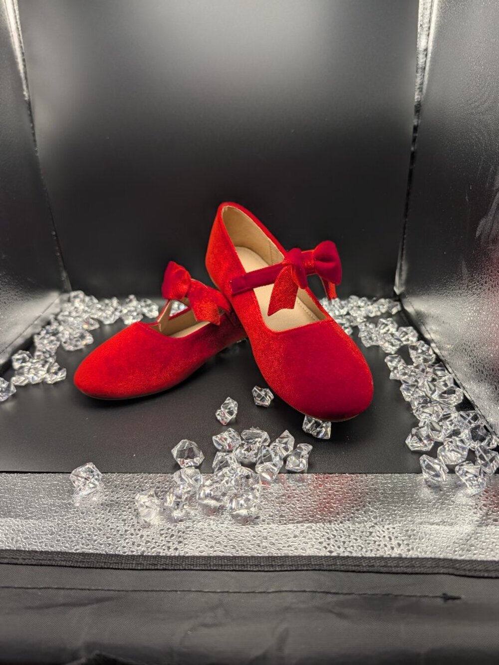 Red Velvet Mary Jane Flats with Bow Accent -EU35 (US 4.5-5)
